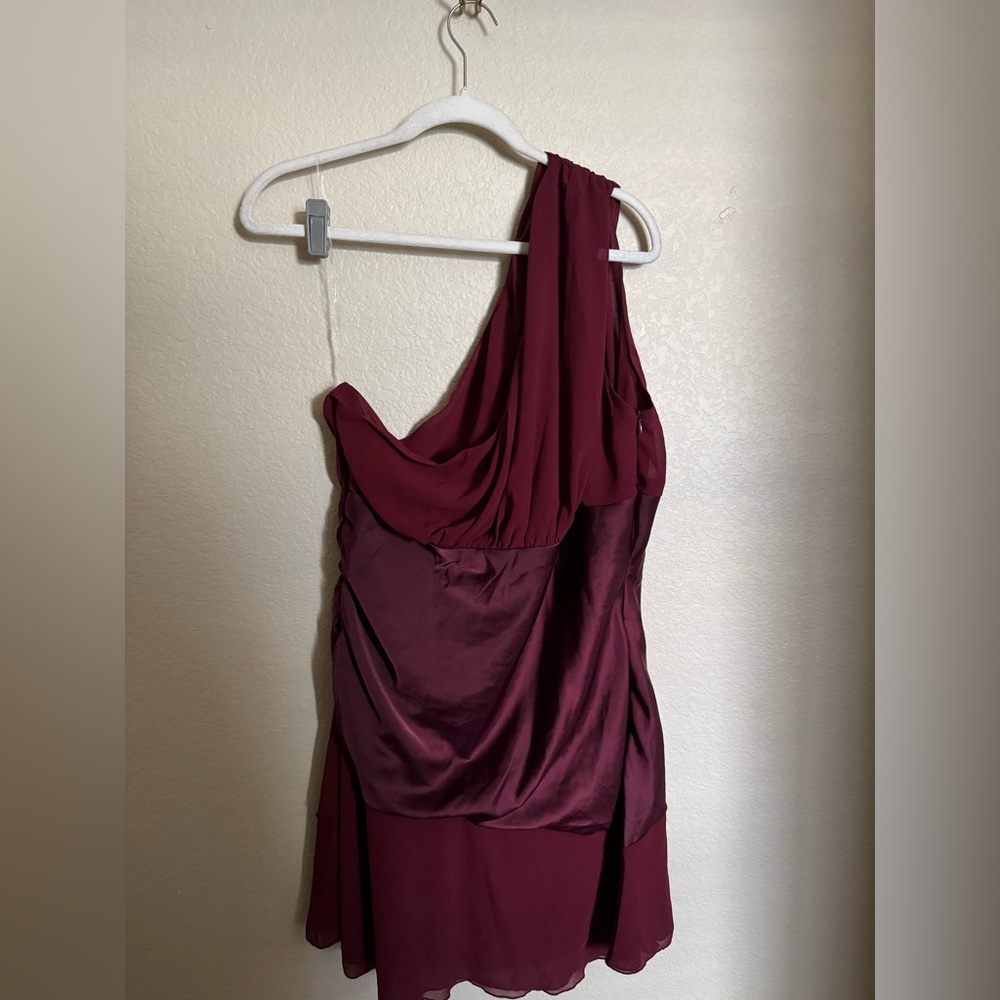 PEPPERMAYO Synergy Mini Dress Sz 14 NEW Red Satin One Shoulder - Picture 4 of 5